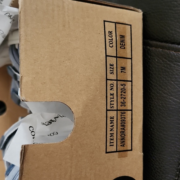 Scandals - Picture 5 of 8